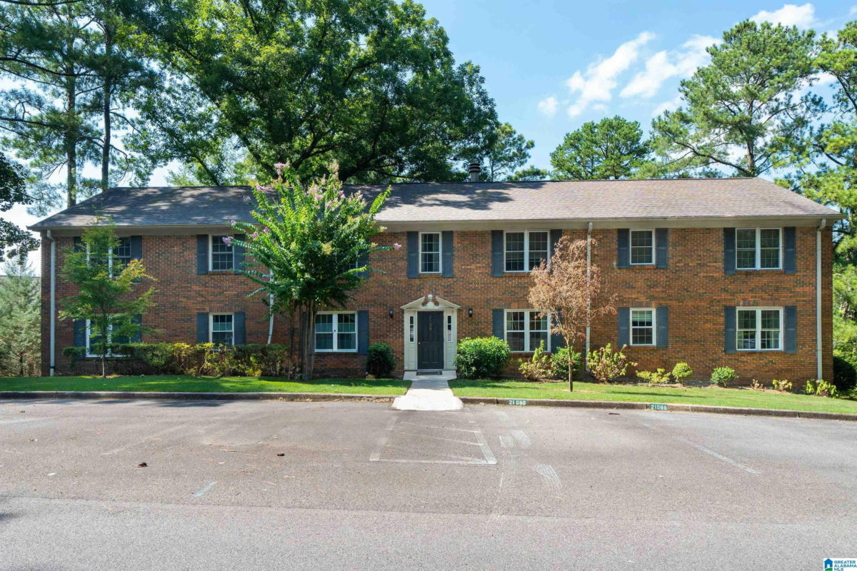 2108 MONTREAT DR APT B, VESTAVIA HILLS, AL 35216, photo 1 of 19