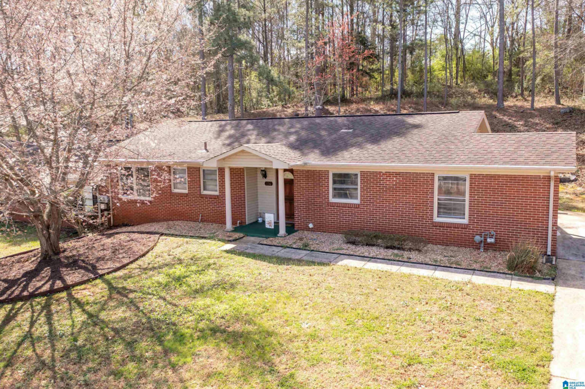 304 FOXLEY RD, ANNISTON, AL 36205, photo 1 of 28