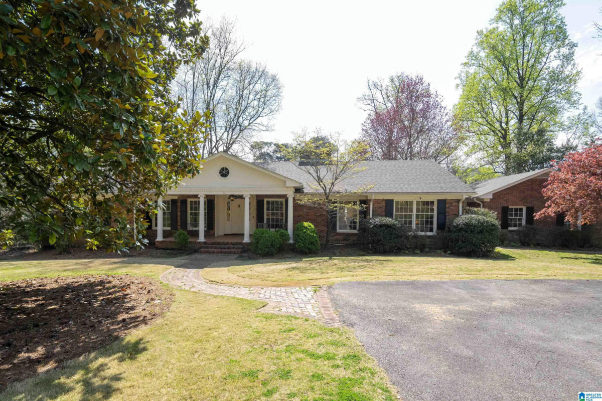 3233 E BRIARCLIFF RD, MOUNTAIN BROOK, AL 35223 Single Family Residence